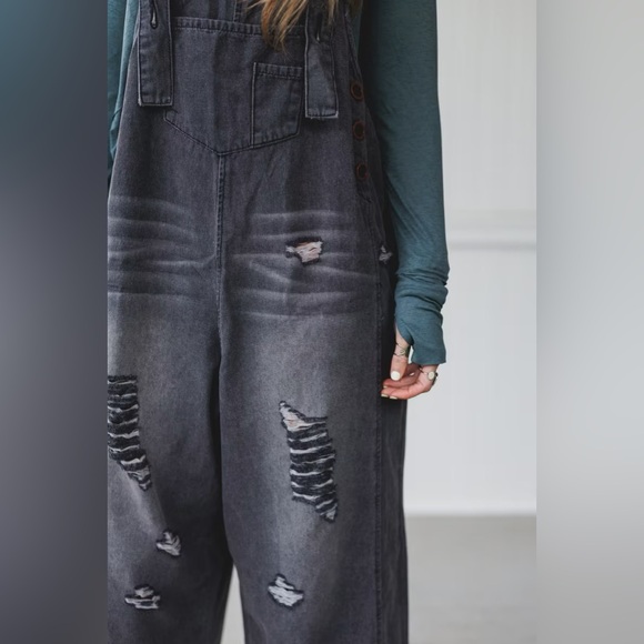 HIGH HOPES SLOUCHY DENIM OVERALLS size Small - Picture 3 of 6